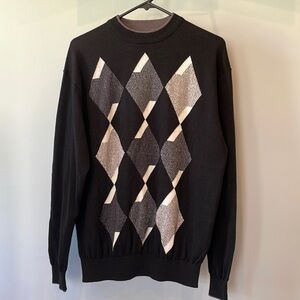 Men’s coal black argyle design retro look sweater medium